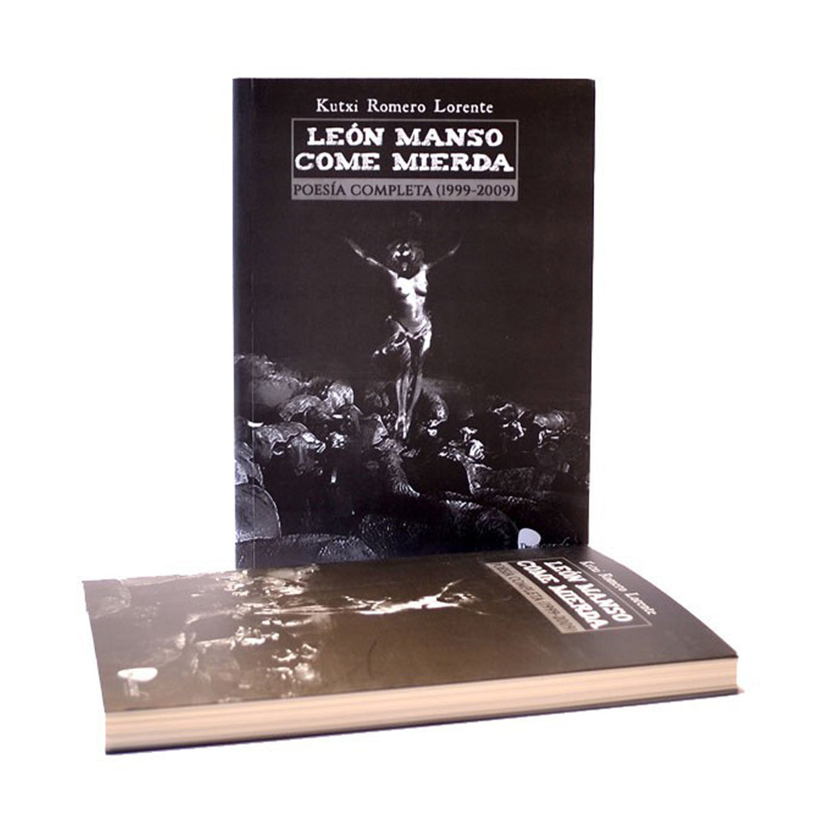 León manso come mierda