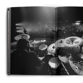 Doble CD + DVD - XXX Aniversario. En vivo Las Ventas + Camiseta Gira XXX Aniversario de El Dromedario Records
